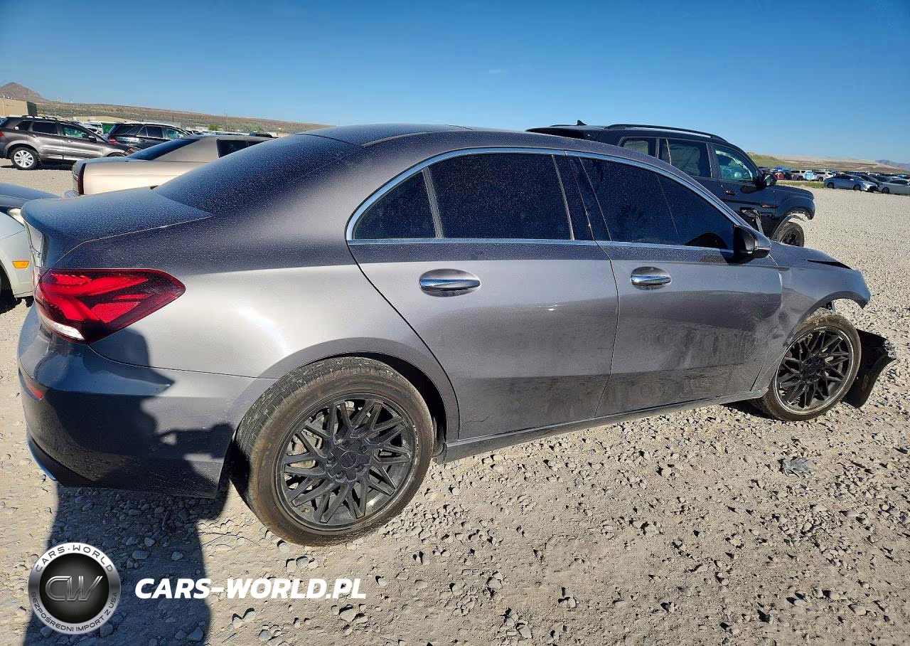 MERCEDES-BENZ A 220 4MAT VIN:W1K3G4FB3NJ365577 - 3
