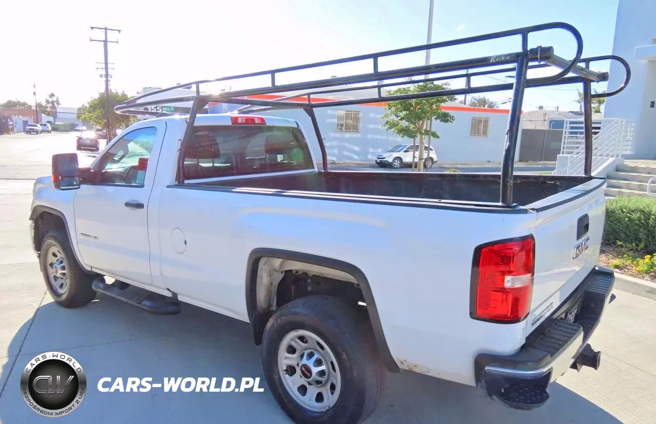 2018 GMC Sierra C3500 VIN:1GT31VCG1JZ344935 - 4