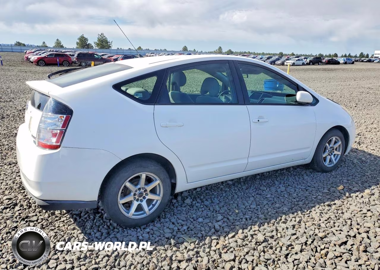 2004 Toyota Prius Base VIN:JTDKB20U840095219 - 3