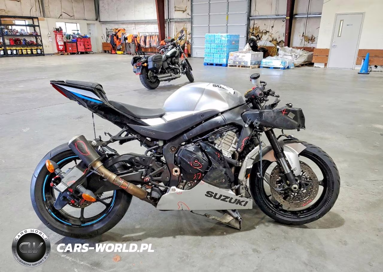2025 Suzuki Gsx-R1000 R