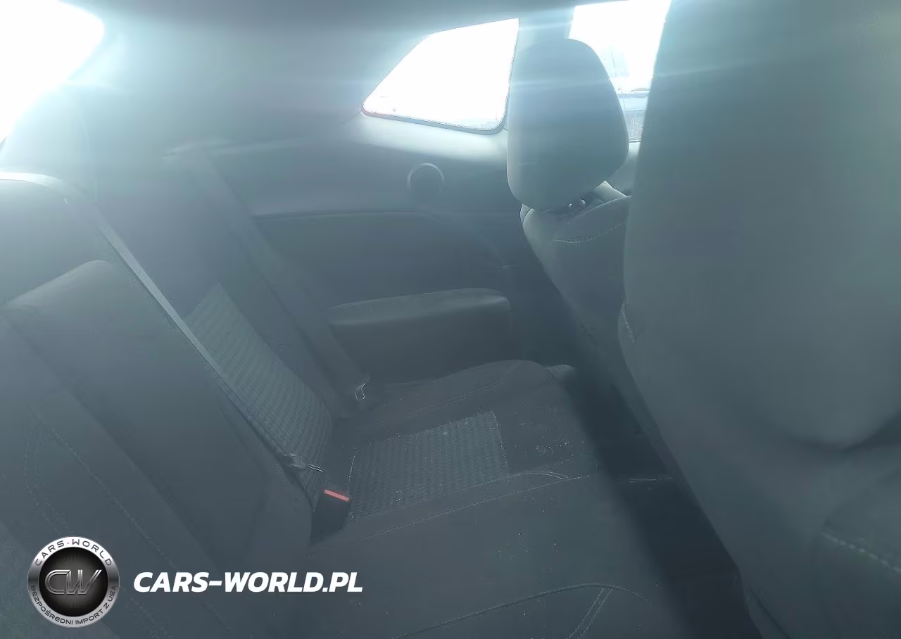 2022 Dodge Challenger Sxt VIN:2C3CDZGG6NH156740 - 10