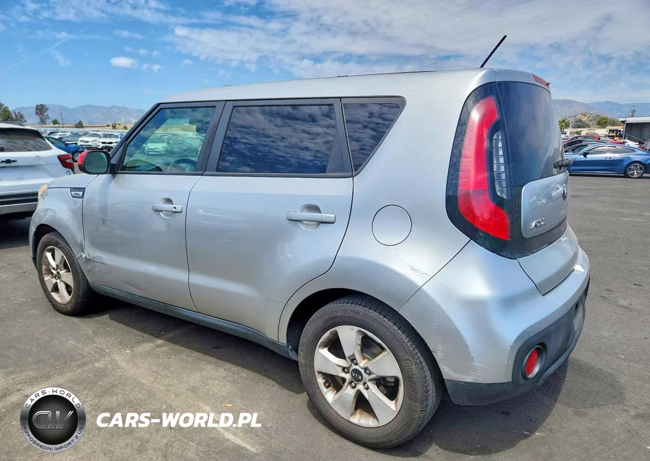 2018 Kia Soul Base VIN:KNDJN2A28J7540299 - 2