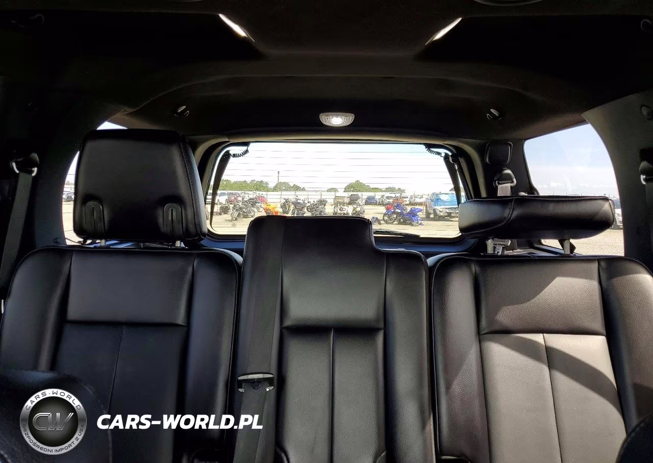 2015 Ford Expedition Limited VIN:1FMJU2AT4FEF13157 - 10