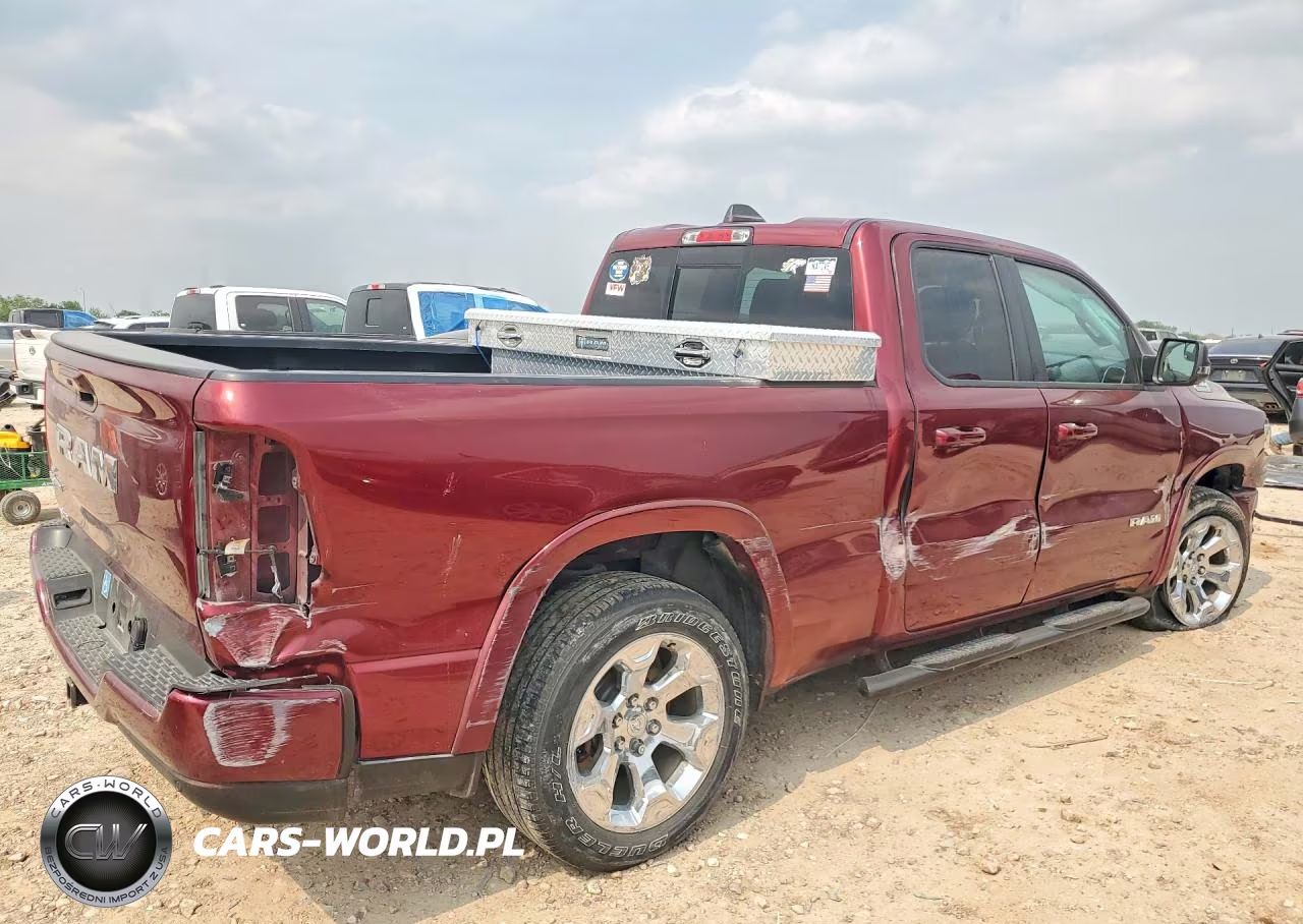 2025 Ram 1500 Big Horn VIN:1C6RREBG3SN580782 - 3