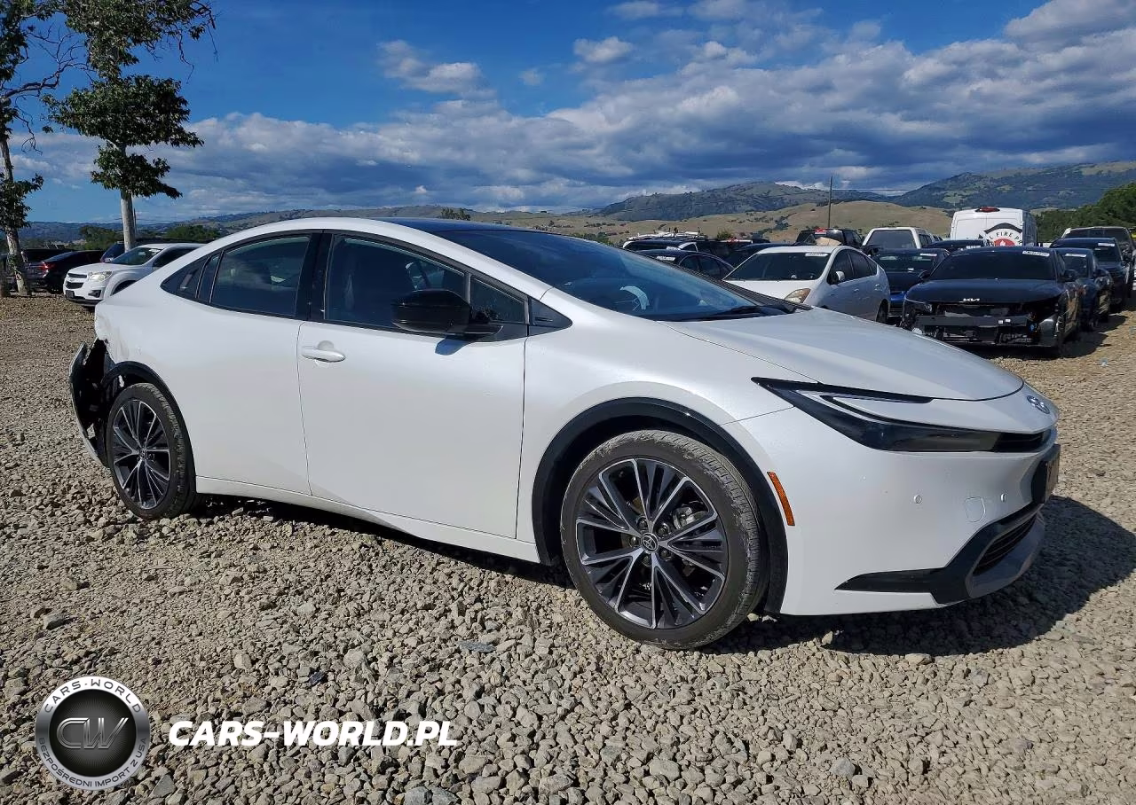 2026 Toyota Prius Limited VIN:JTDACAAU7T3074621 - 4