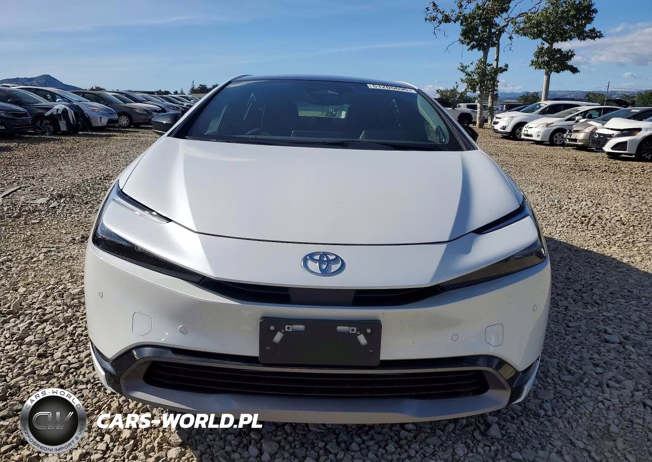 2026 Toyota Prius Limited VIN:JTDACAAU7T3074621 - 5