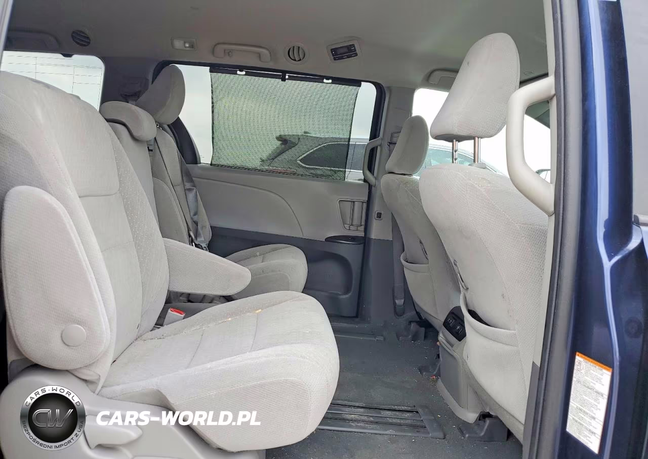 2020 Toyota Sienna Le VIN:5TDKZ3DC7LS048505 - 11