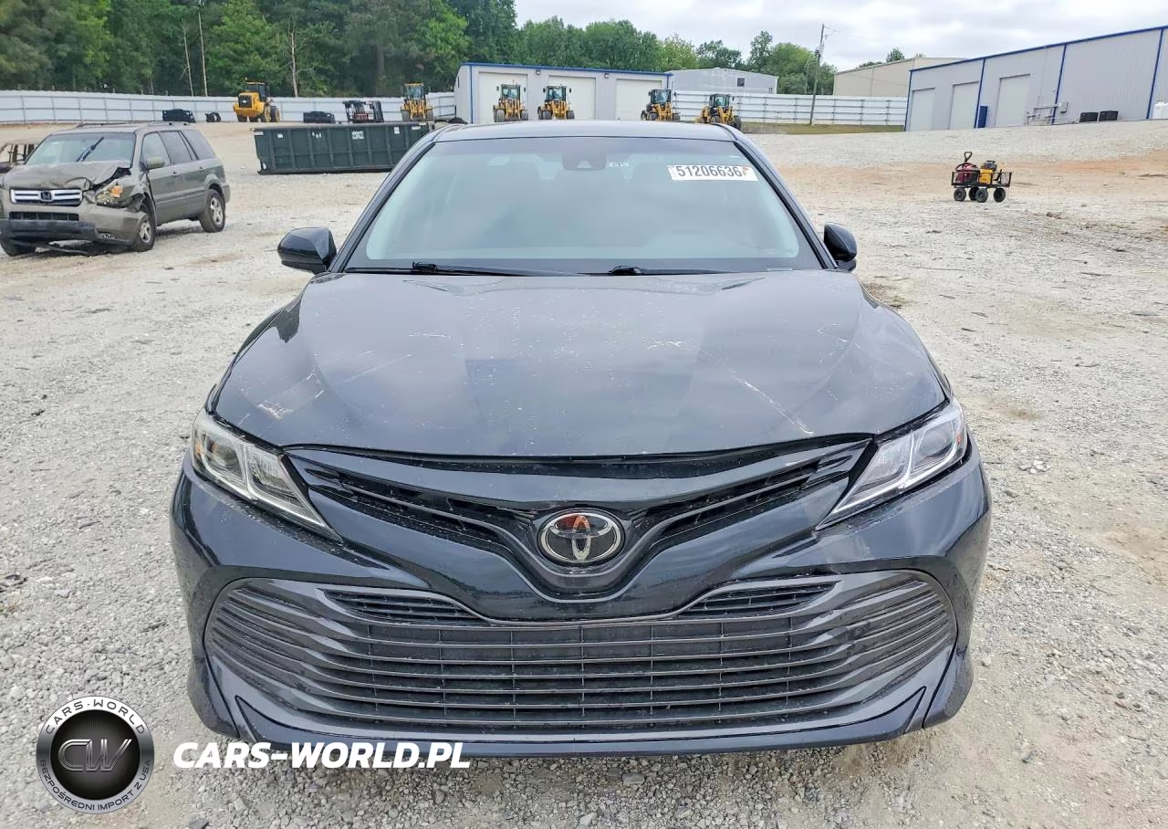 2020 Toyota Camry Le VIN:4T1C11AK3LU887618 - 5