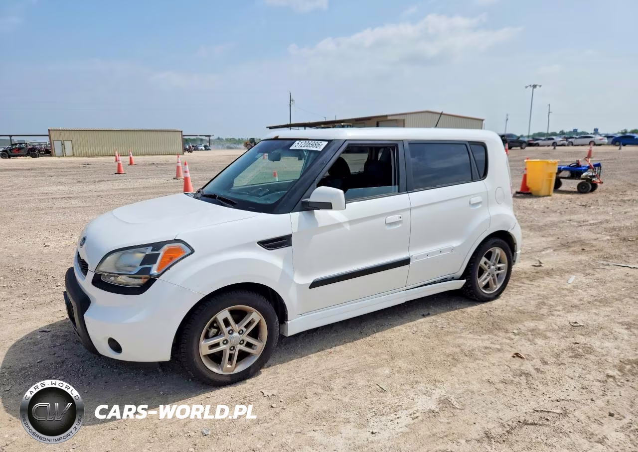 2010 Kia Soul +
