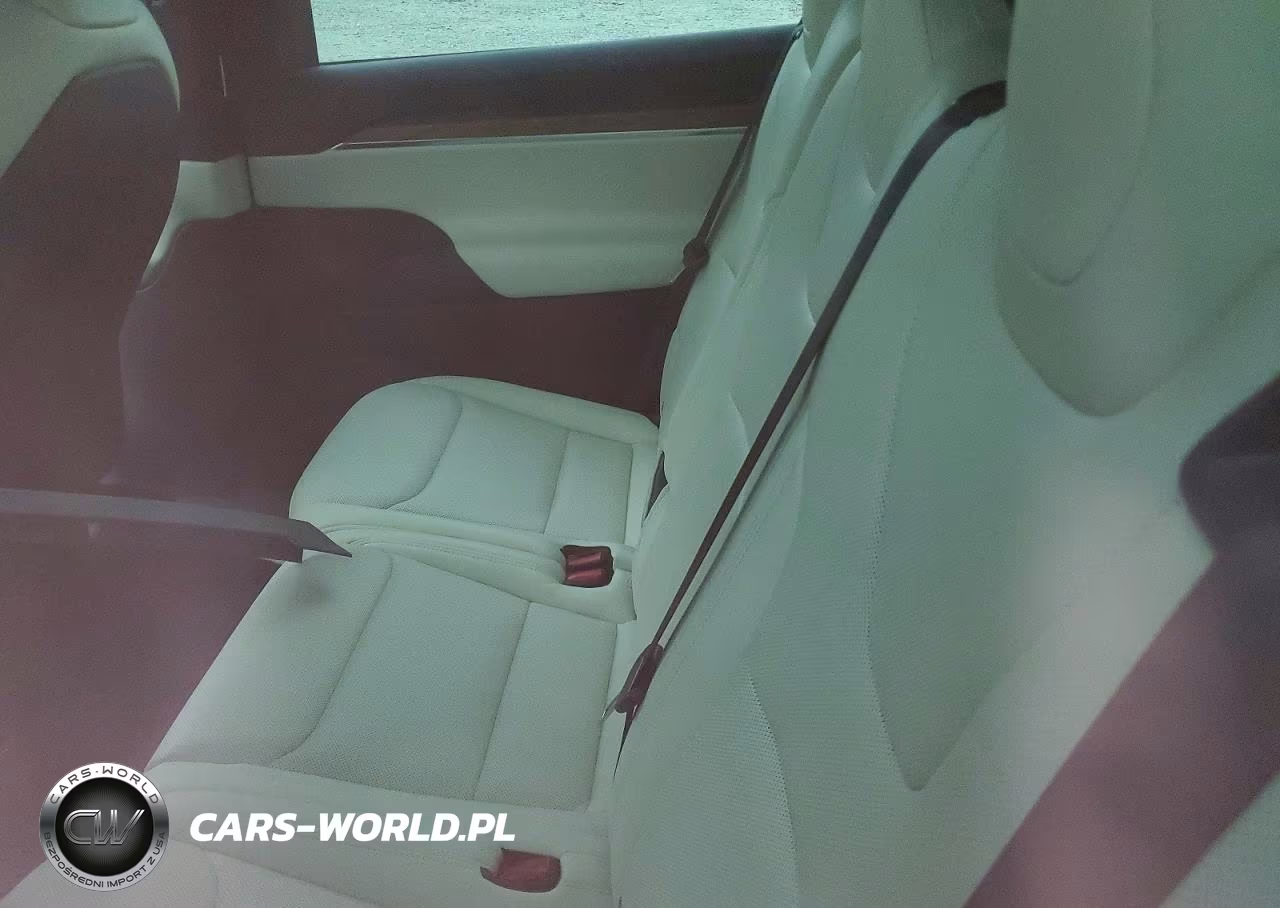 2025 Tesla Model X VIN:7SAXCDE55SF469965 - 10