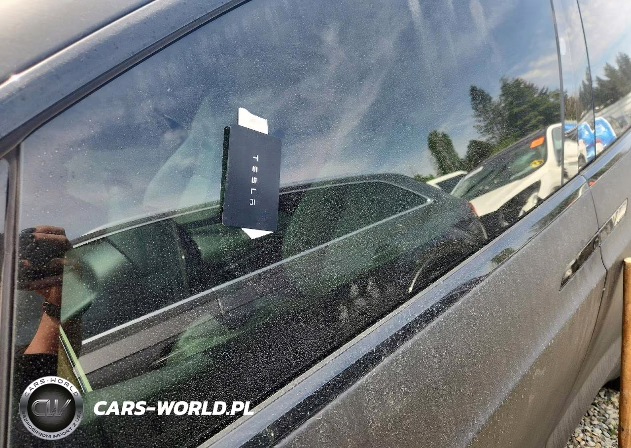 2025 Tesla Model X VIN:7SAXCDE55SF469965 - 13