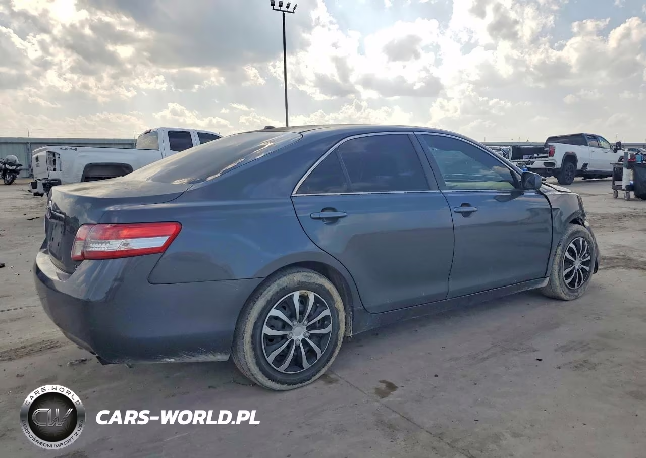 2011 Toyota Camry Le VIN:4T1BF3EK8BU639298 - 3