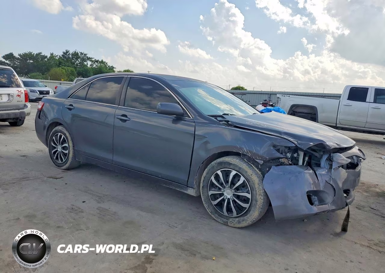 2011 Toyota Camry Le VIN:4T1BF3EK8BU639298 - 4