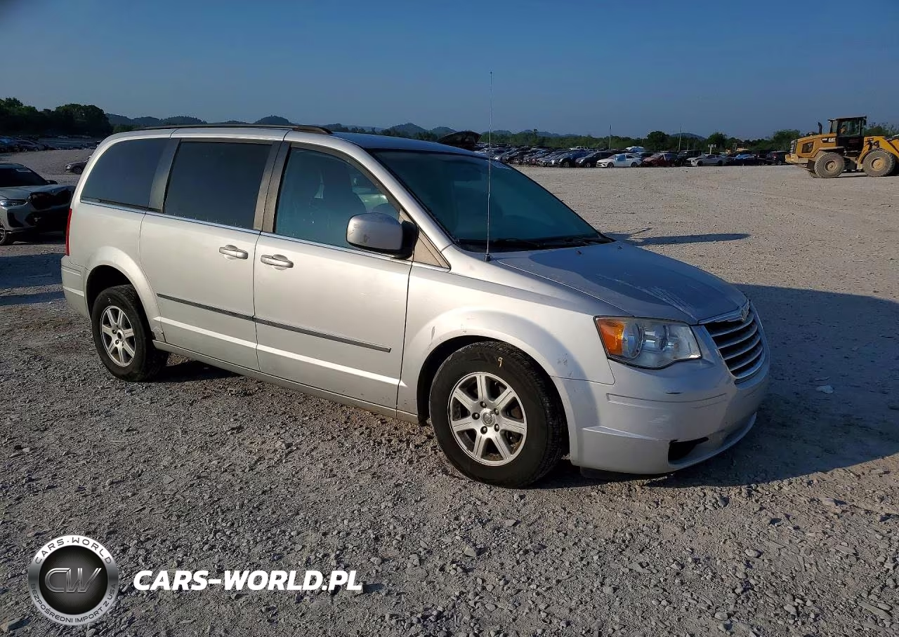 2010 Chrysler Town & Country Touring VIN:2A4RR5D15AR229160 - 4
