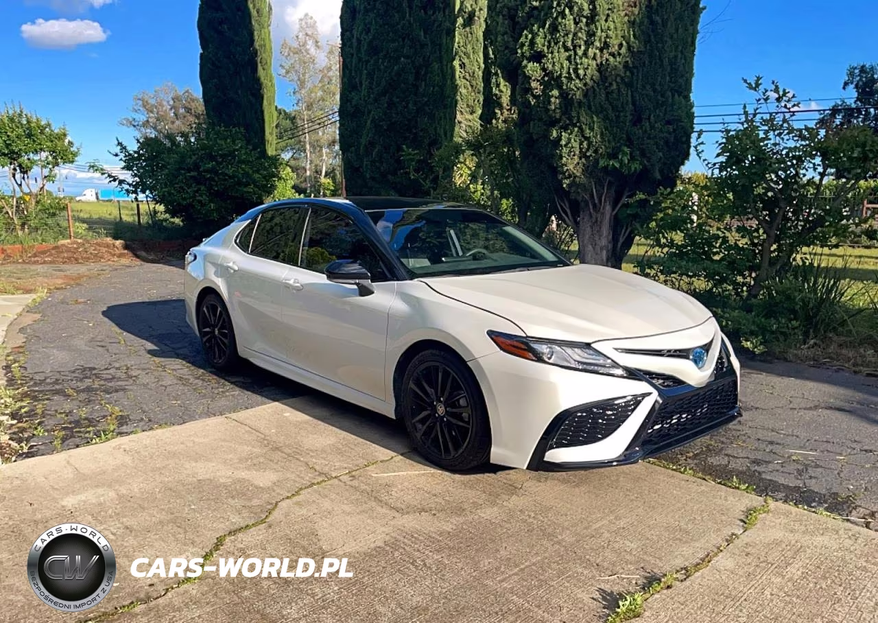 2023 Toyota Camry Xse Hybrid