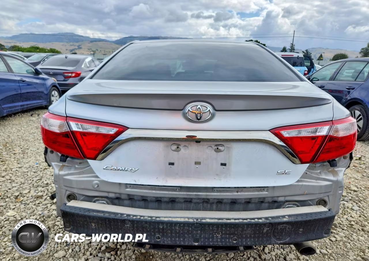2017 Toyota Camry Se VIN:4T1BF1FK0HU725197 - 6