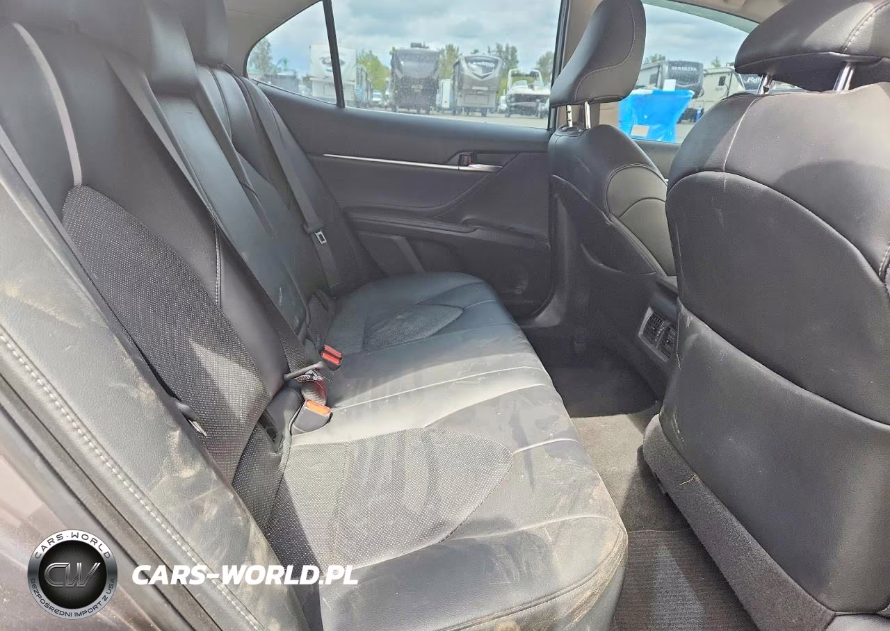 2018 Toyota Camry Xse V6 VIN:4T1BZ1HK1JU006924 - 10