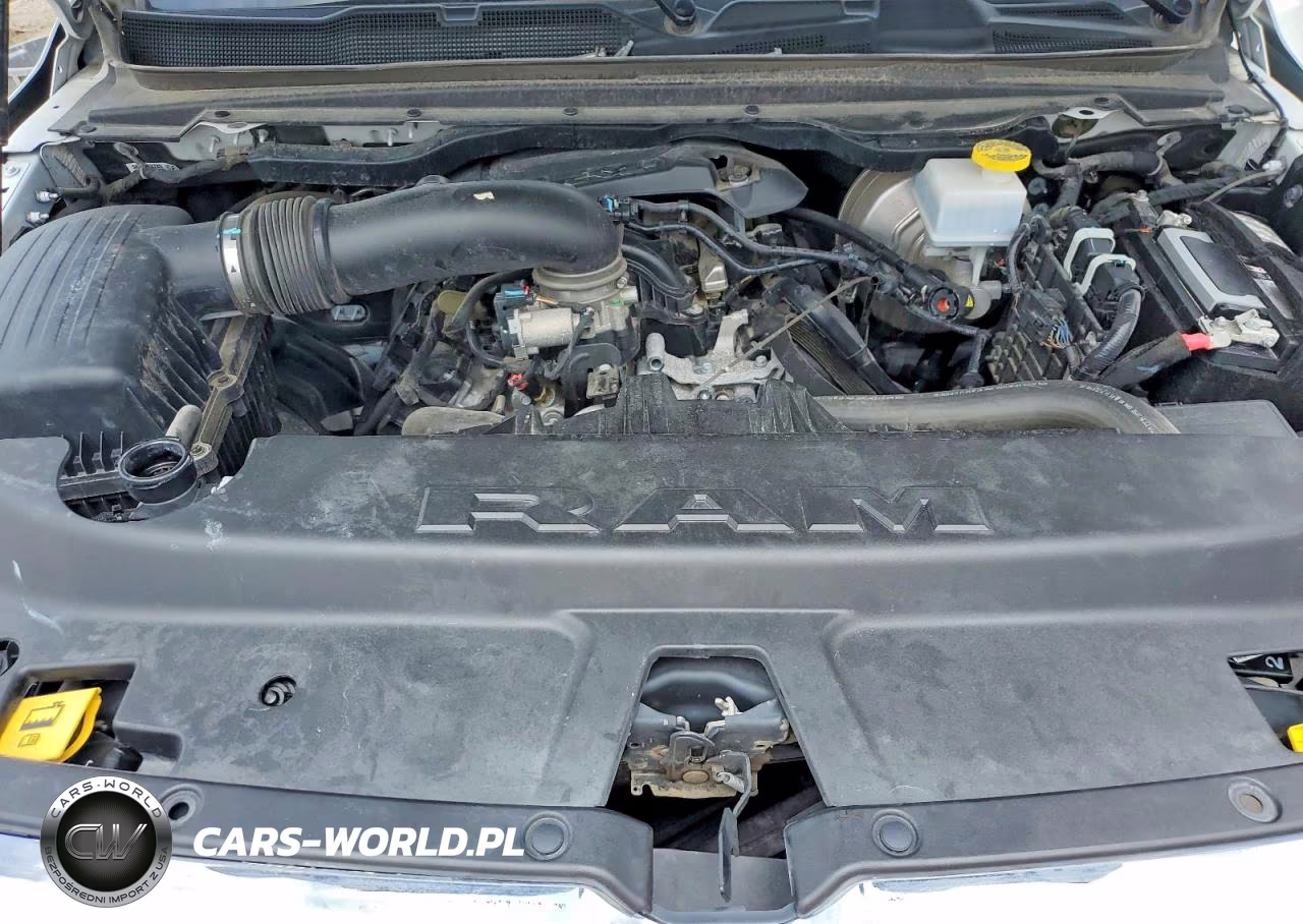 2023 Ram 1500 Laramie VIN:1C6RREJT5PN640308 - 11