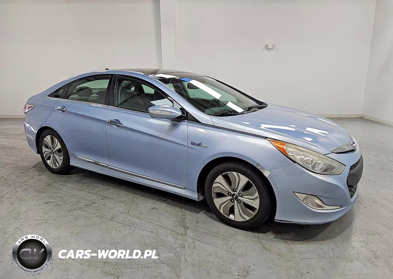 2015 Hyundai Sonata Hybrid Limited VIN:KMHEC4A43FA136112 - 4