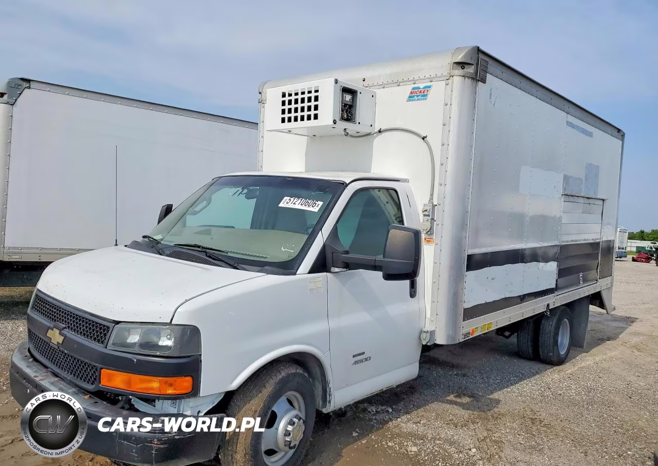 2018 Chevrolet Express Refrigerated Box Truck