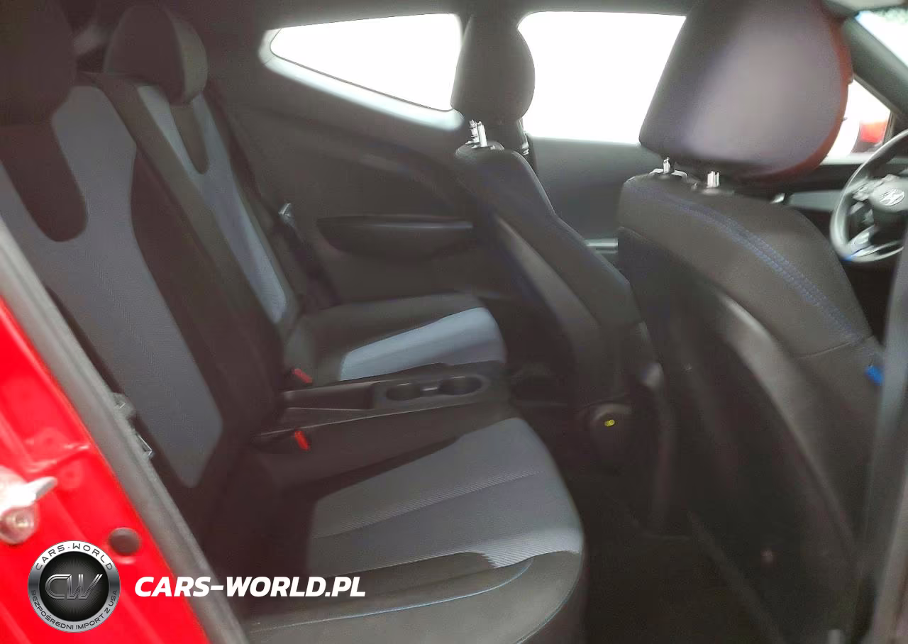 2019 Hyundai Veloster 2.0L VIN:KMHTG6AF7KU017304 - 10