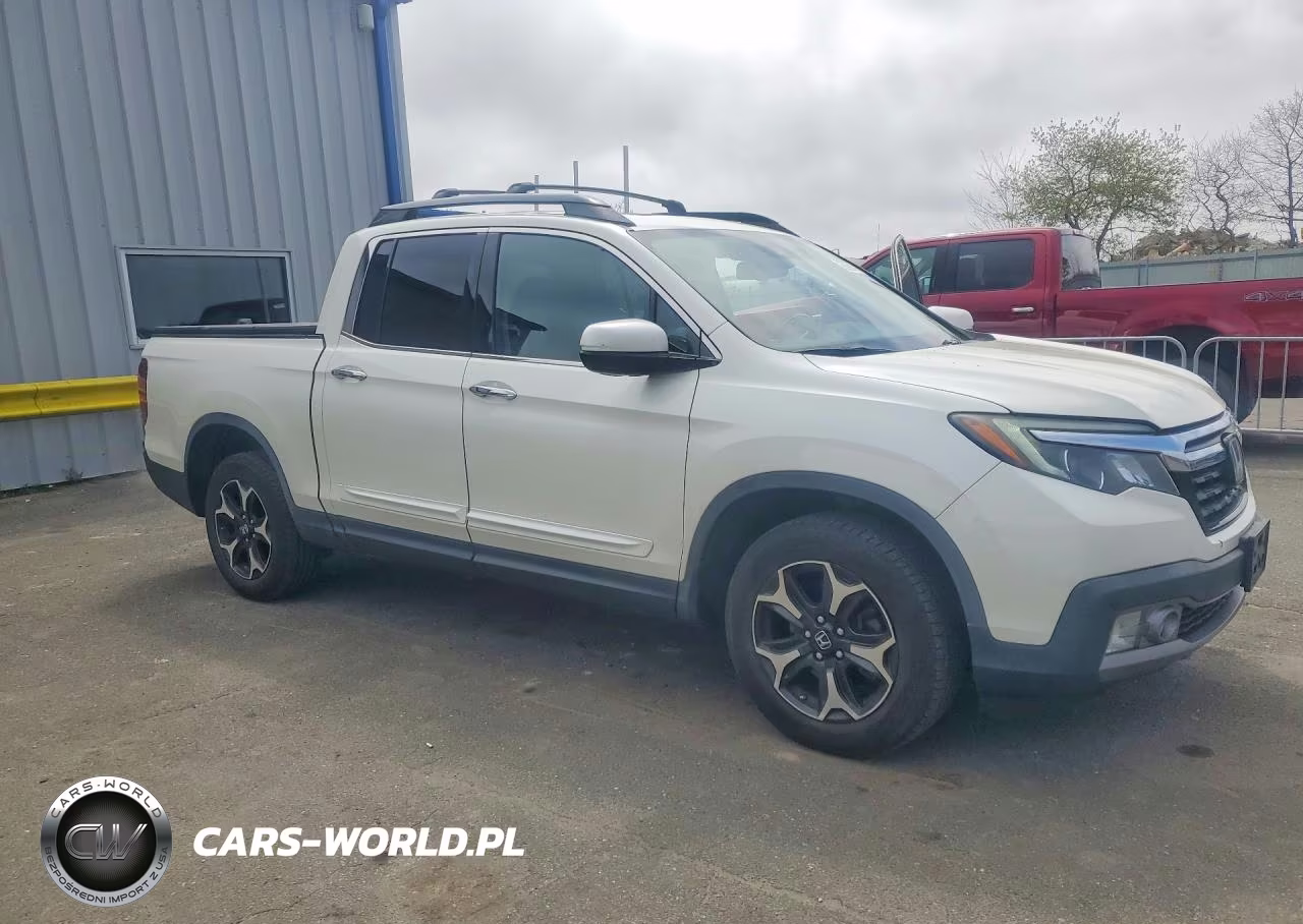 2017 Honda Ridgeline Rtl VIN:5FPYK3F70HB002841 - 4