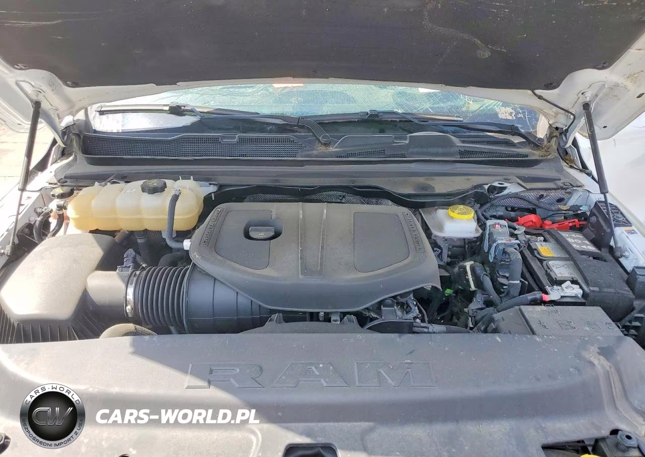 2025 Ram 1500 Rebel VIN:1C6SRFLP0SN583872 - 11