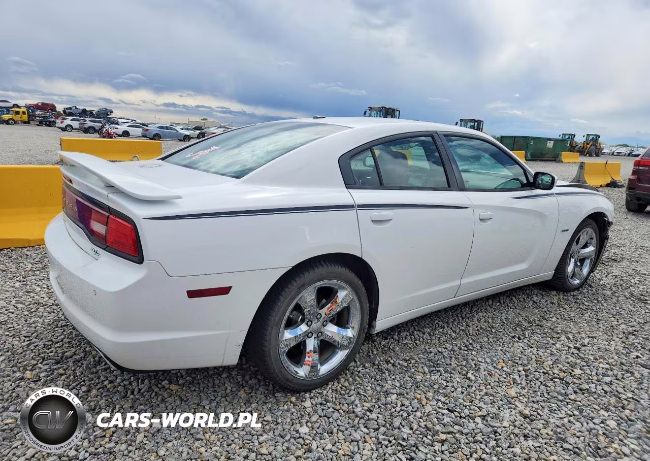 2011 Dodge Charger R VIN:2B3CL5CT0BH609824 - 3