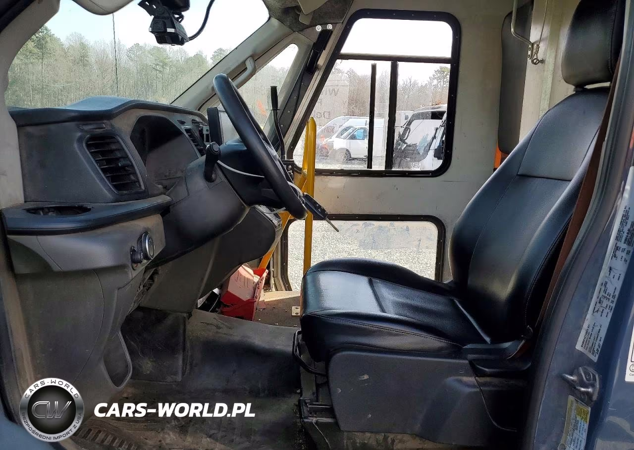 2021 Ford Transit Delivery Truck VIN:1FDDF6P86MKA55640 - 7