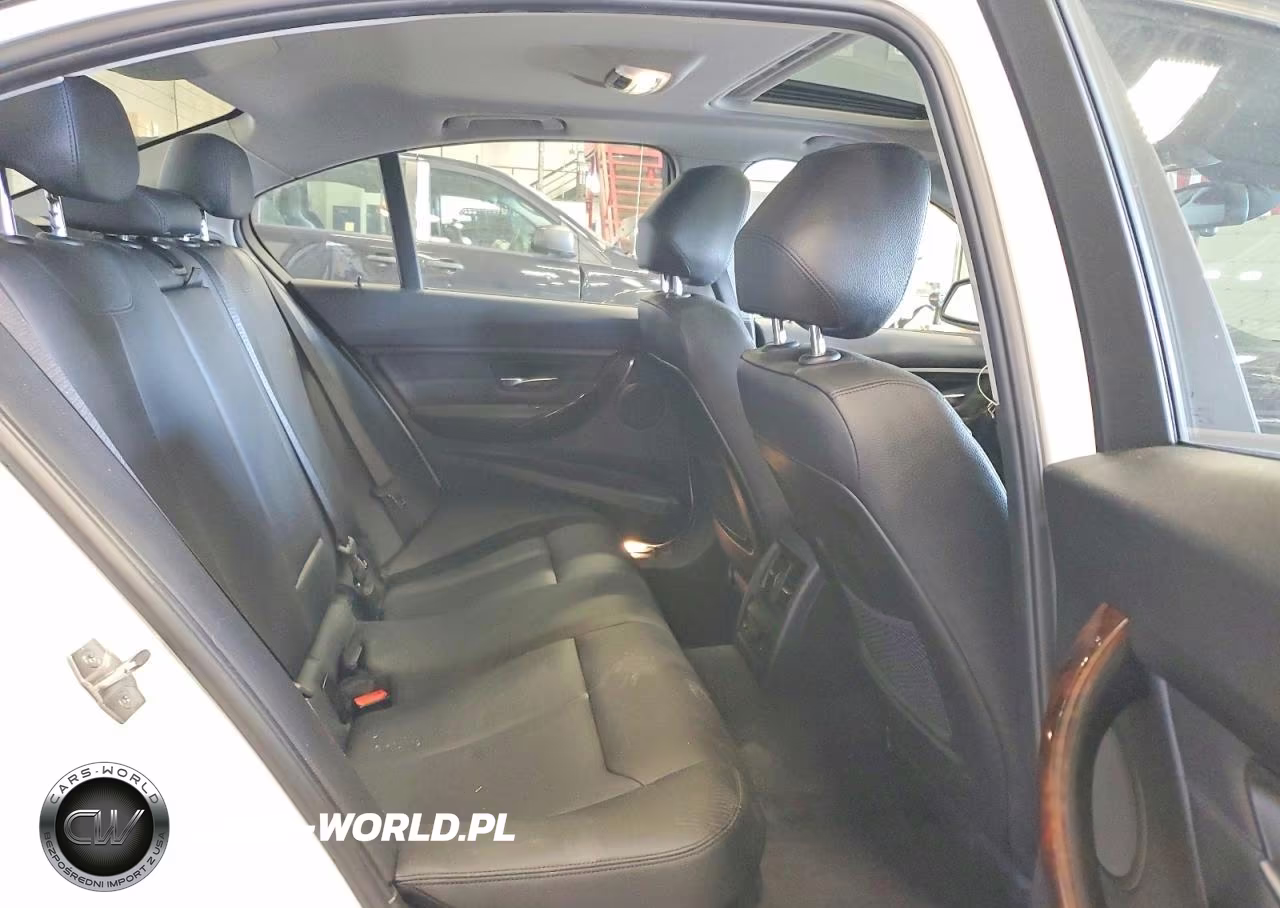 2014 BMW 328 Xi VIN:WBA3B3G53ENR83404 - 10