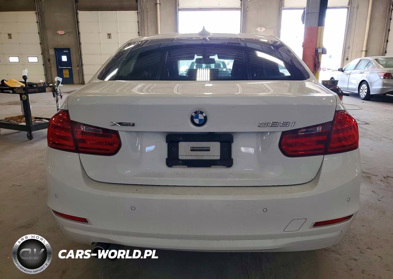 2014 BMW 328 Xi VIN:WBA3B3G53ENR83404 - 6