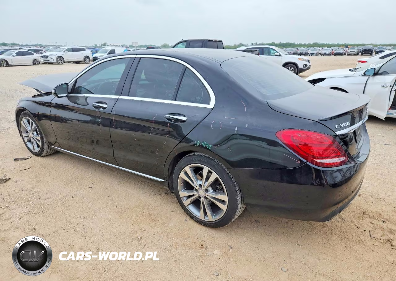 2017 Mercedes-Benz C 300 VIN:55SWF4JB4HU183107 - 2