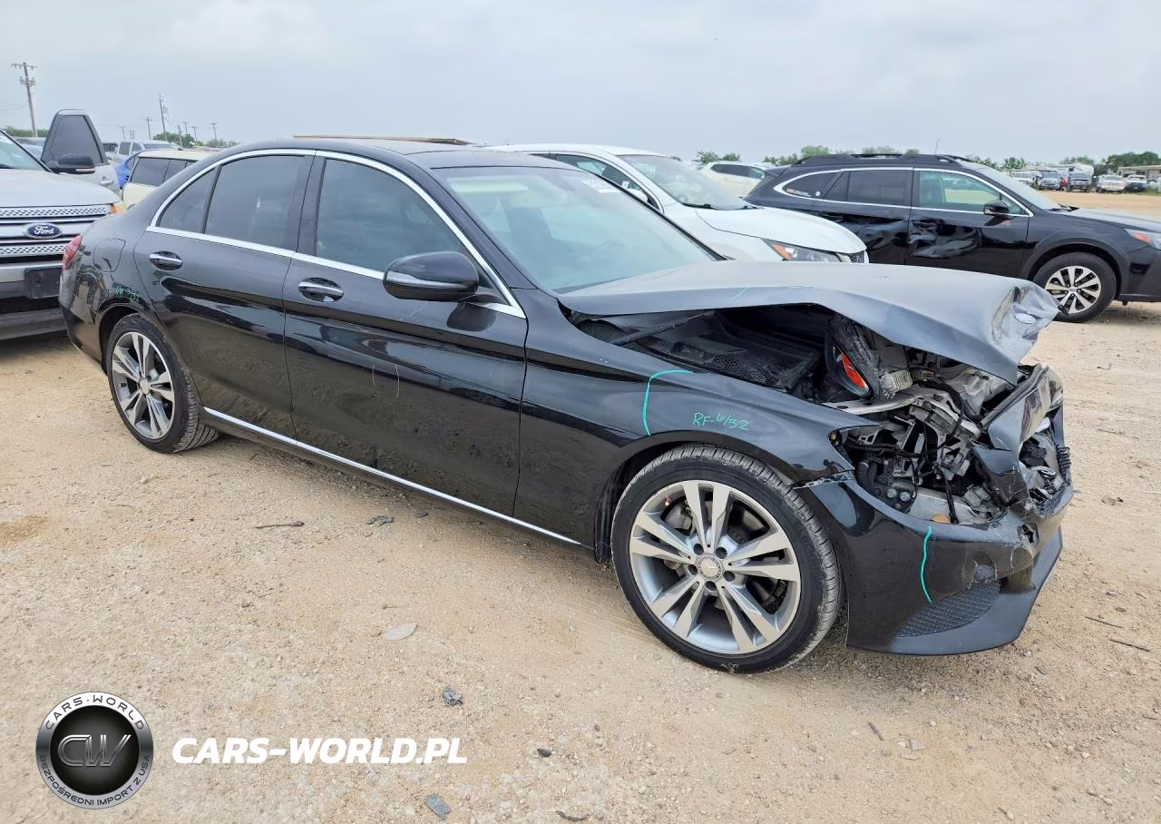 2017 Mercedes-Benz C 300 VIN:55SWF4JB4HU183107 - 4