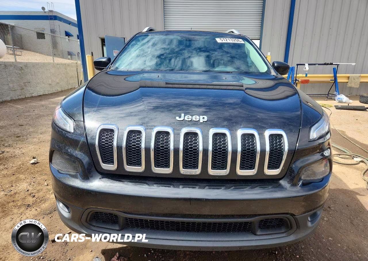 2016 Jeep Cherokee Latitude VIN:1C4PJMCB4GW228736 - 5