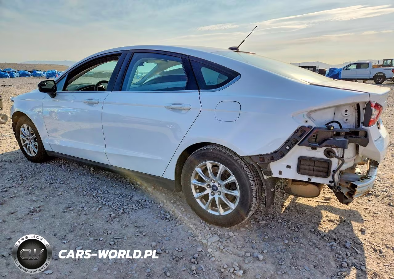 2015 Ford Fusion S VIN:3FA6P0G75FR163167 - 2