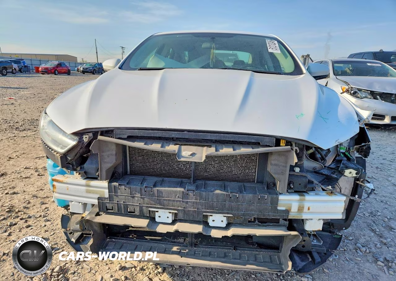 2015 Ford Fusion S VIN:3FA6P0G75FR163167 - 5