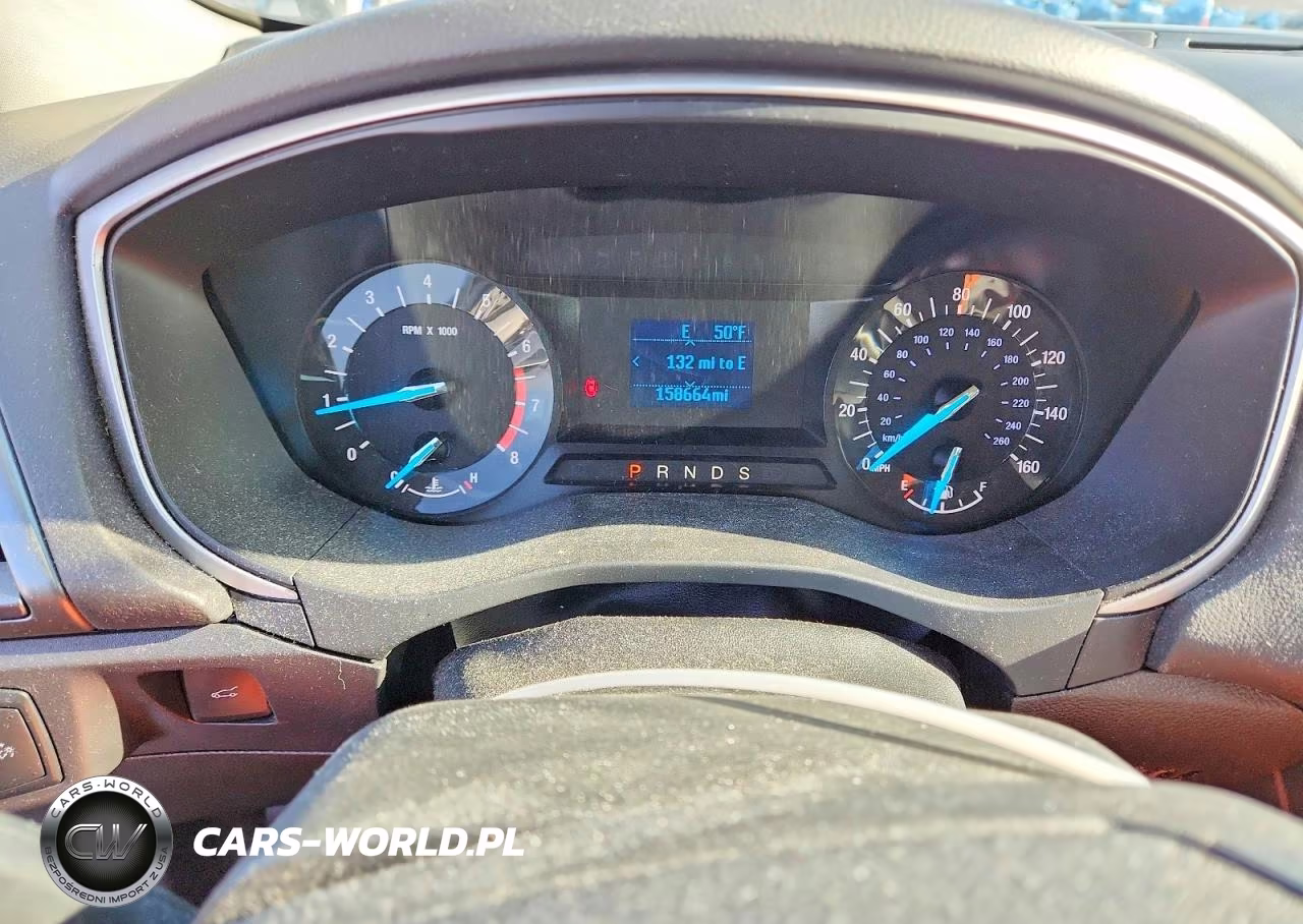 2015 Ford Fusion S VIN:3FA6P0G75FR163167 - 9