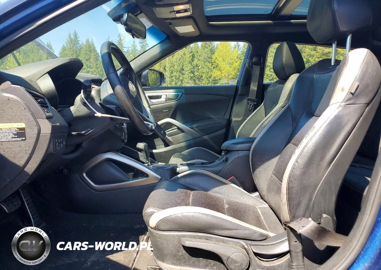 2016 Hyundai Veloster Turbo VIN:KMHTC6AEXGU289758 - 7