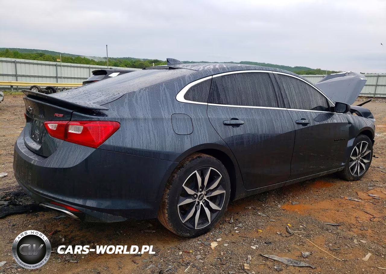 2020 Chevrolet Malibu Rs VIN:1G1ZG5ST4LF153045 - 3