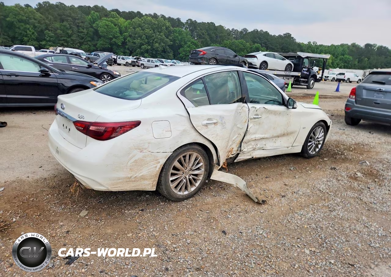 2018 Infiniti Q50 3.0T Luxe VIN:JN1EV7AP1JM351895 - 3