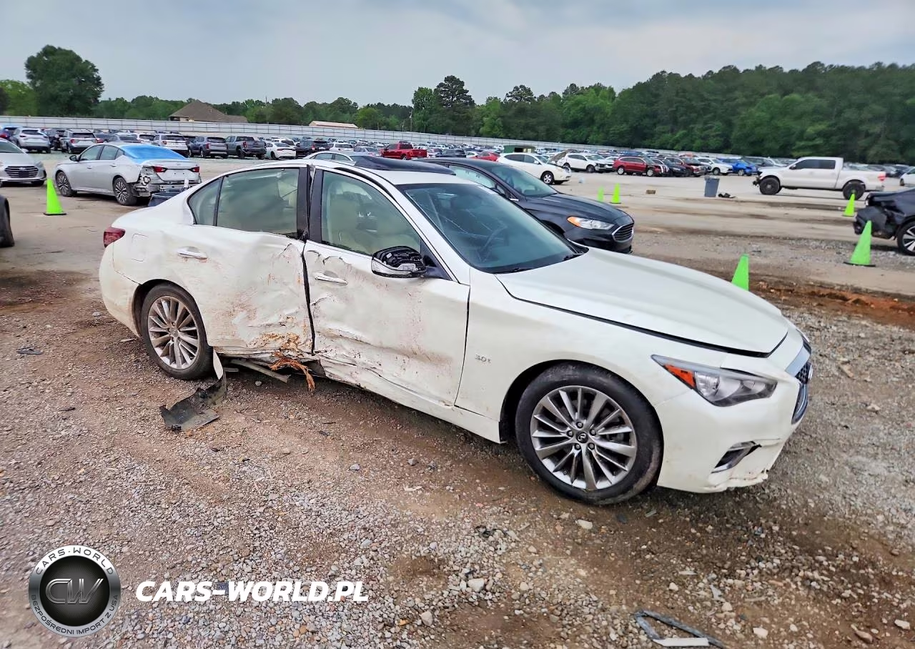 2018 Infiniti Q50 3.0T Luxe VIN:JN1EV7AP1JM351895 - 4