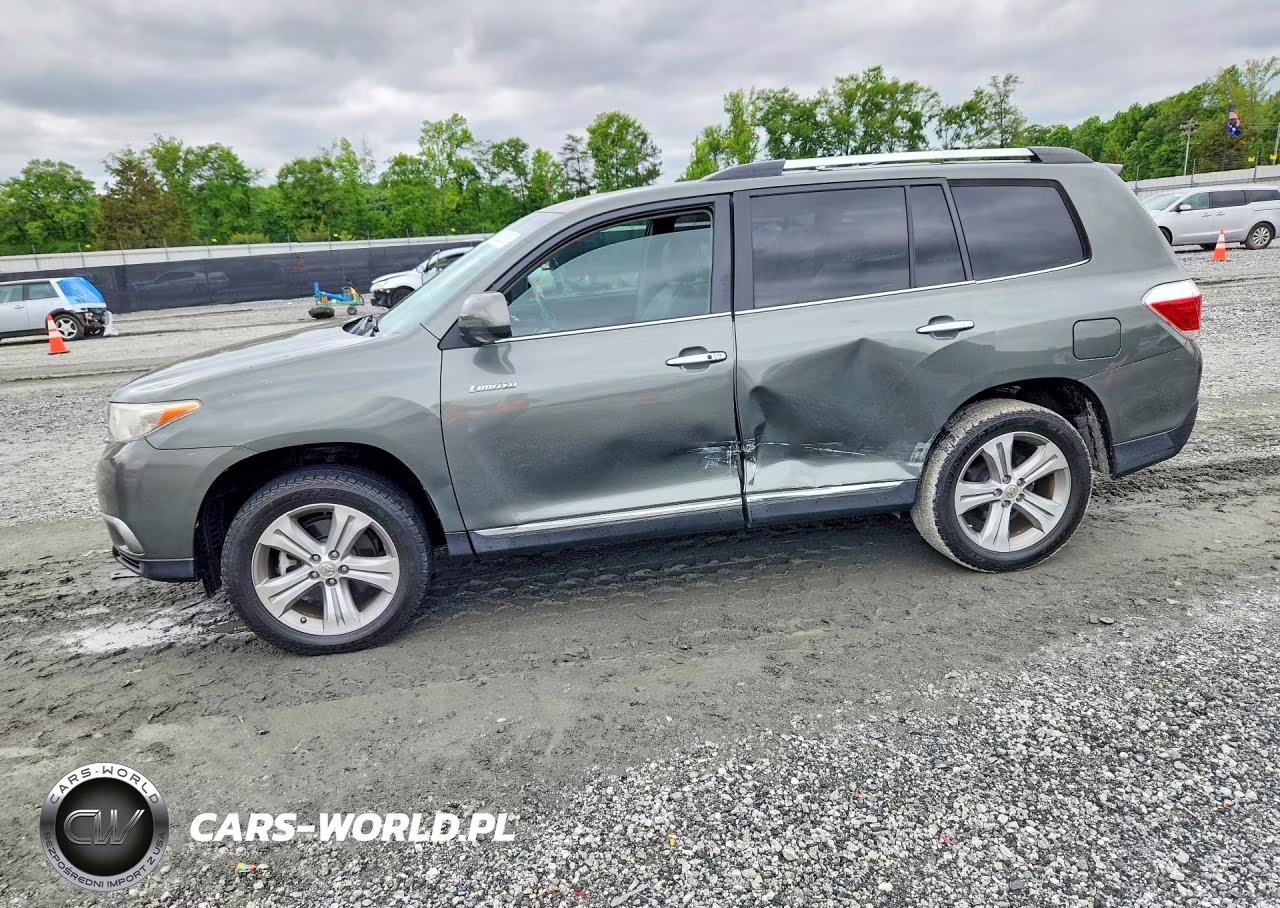 2013 Toyota Highlander Limited – zdjęcie 1 z 13