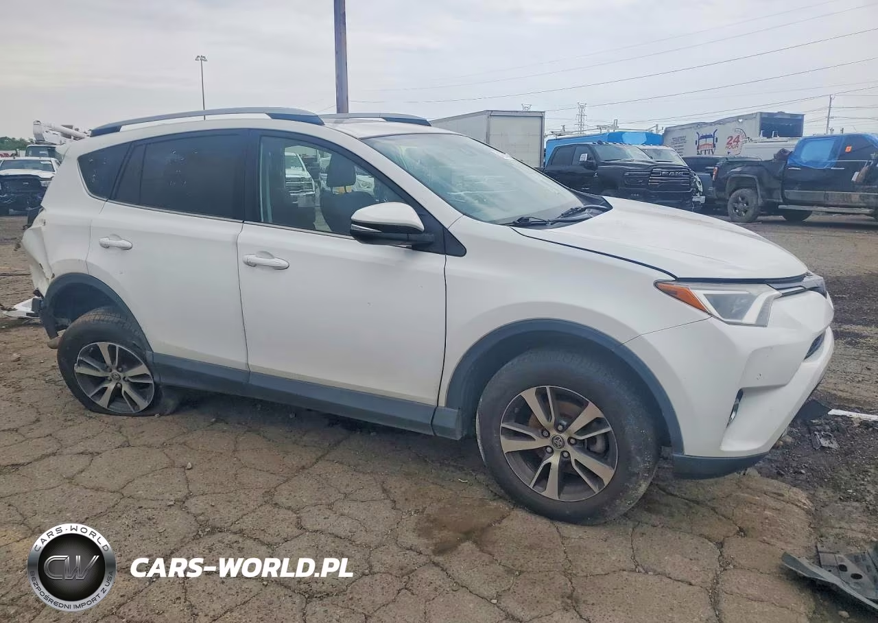 2018 Toyota Rav4 Xle VIN:2T3WFREV6JW517513 - 4