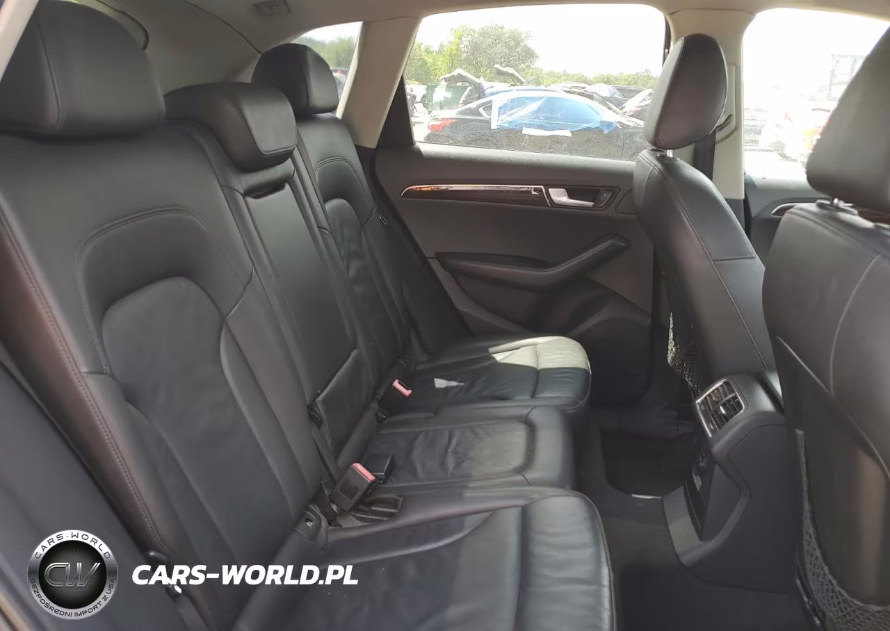 2011 Audi Q5 Premium VIN:WA1CFAFP4BA090024 - 11