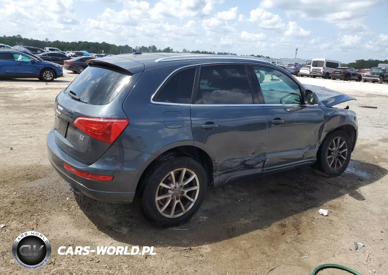 2011 Audi Q5 Premium VIN:WA1CFAFP4BA090024 - 3