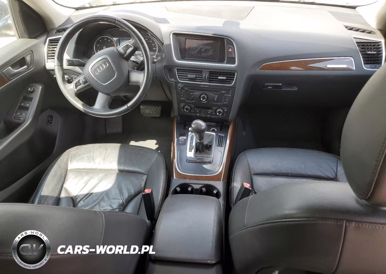 2011 Audi Q5 Premium VIN:WA1CFAFP4BA090024 - 8