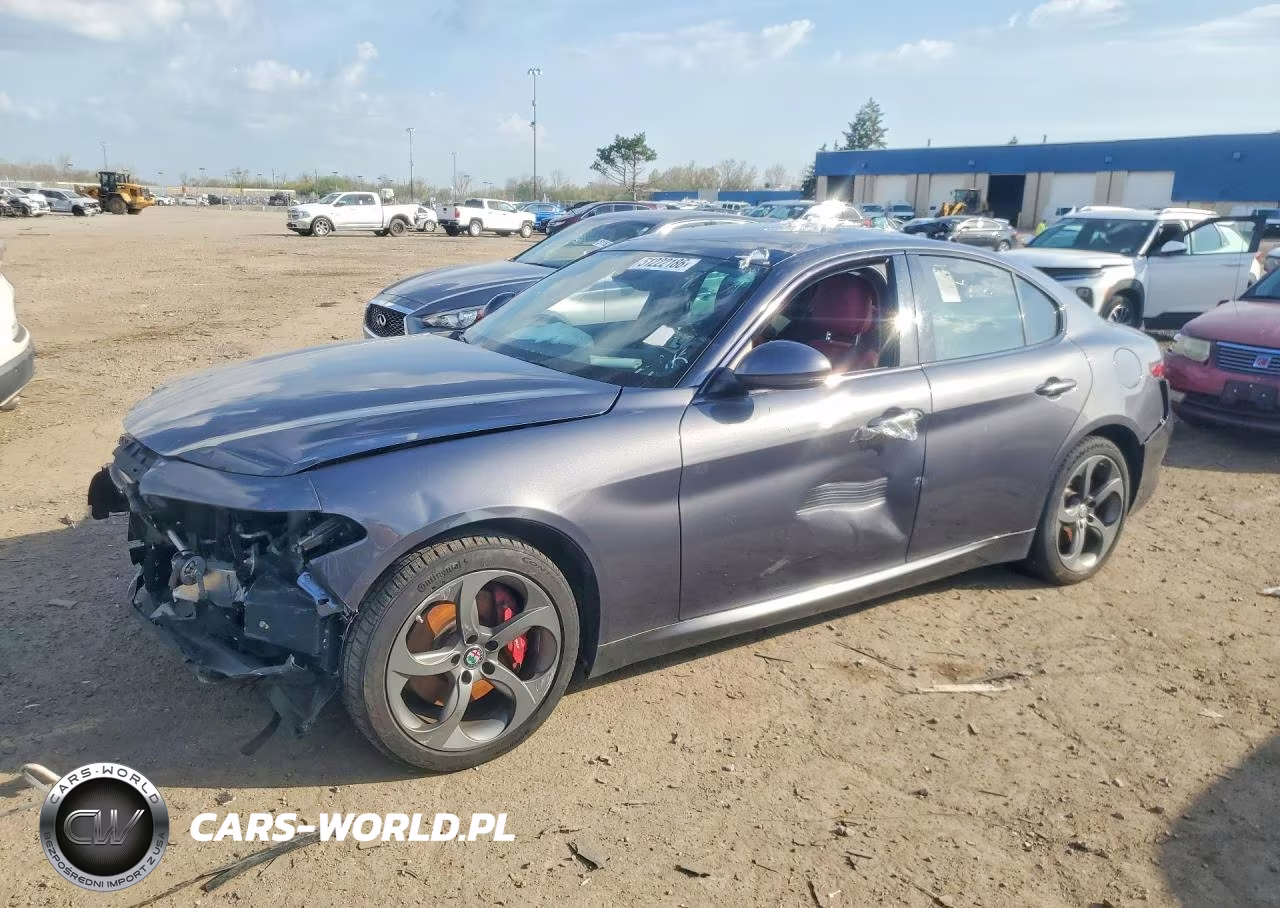 2017 Alfa Romeo Giulia Q4