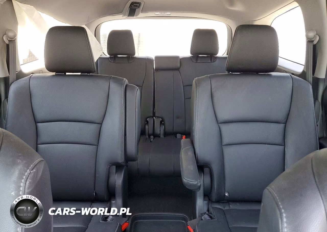 2022 Honda Pilot Touring VIN:5FNYF5H60NB030504 - 10