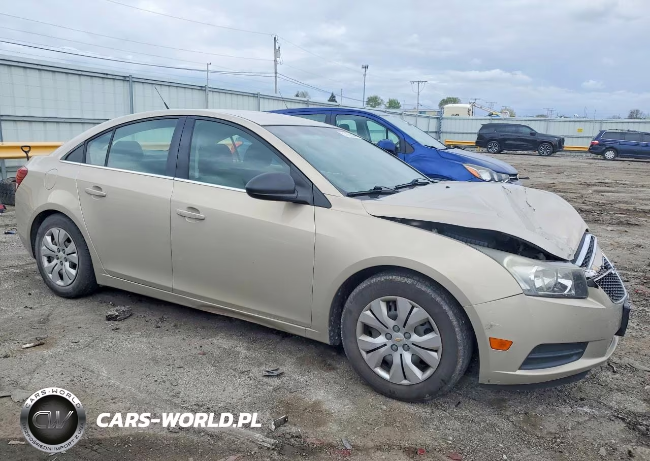 2012 Chevrolet Cruze Ls VIN:1G1PC5SH3C7258216 - 4
