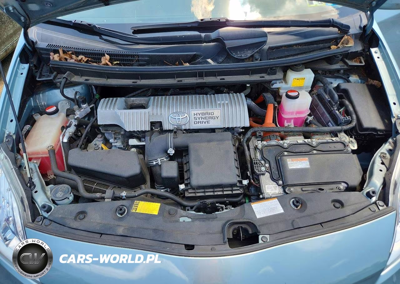 2015 Toyota Prius Two VIN:JTDKN3DU7F1906450 - 11